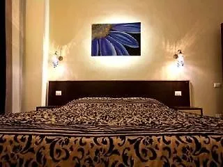 Flowerome Bed & Breakfast