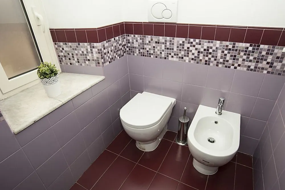 ** Bed & Breakfast Flowerome Italy